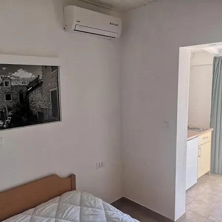 Tri Palme * Baška Voda