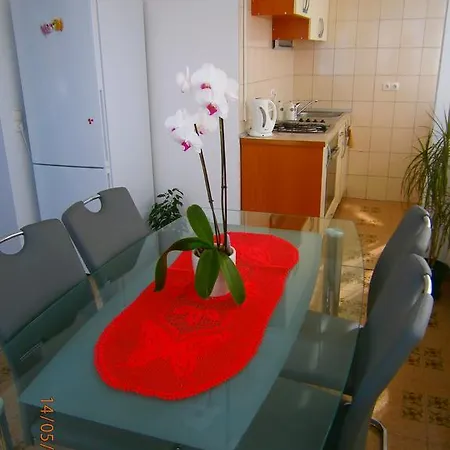 Apartament Tri Palme Baška Voda