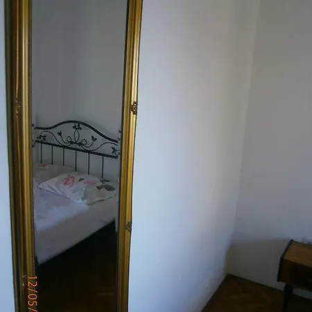Tri Palme * Baska Voda