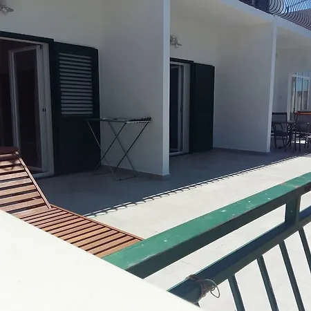Tri Palme Apartment