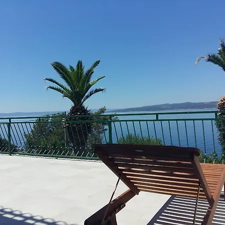 Apartment Tri Palme *